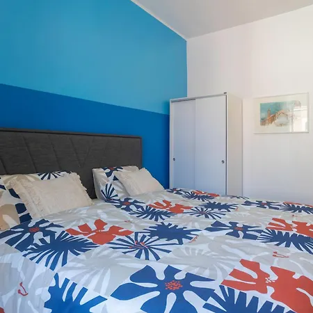 Climatisee Rio Sale De Bain Privee Check In Autonome Cuisine Partagee 3* リエージュ