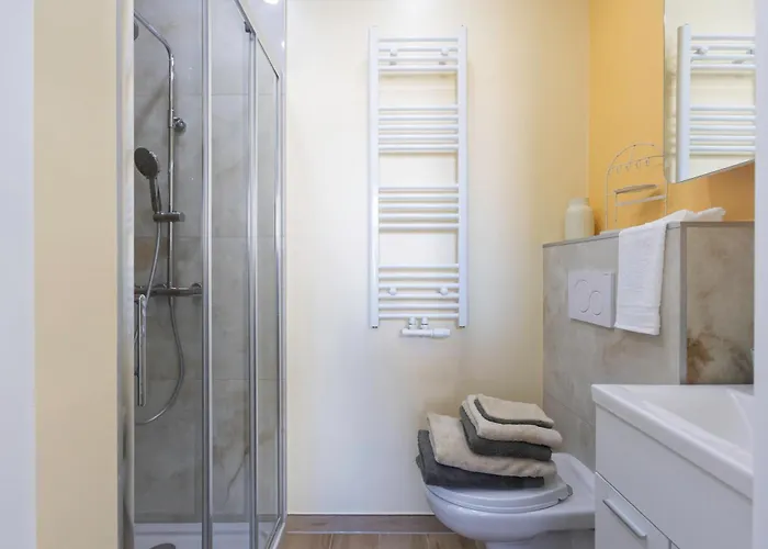 Pensionat De Luxe Rio A Sale De Bain Privee Check In Autonome Cuisine Partagee 3*