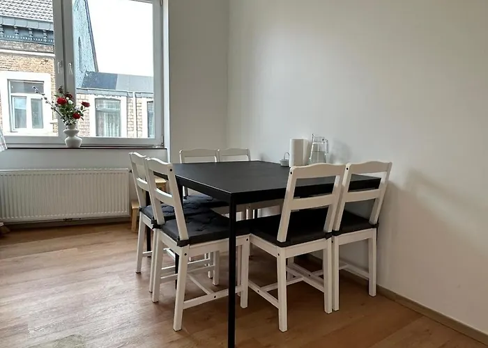 De Luxe Rio A Sale De Bain Privee Check In Autonome Cuisine Partagee 3* Liège