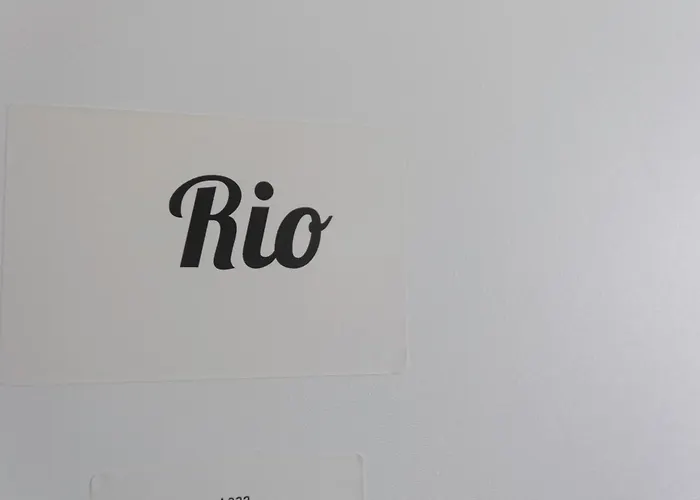 Pensionat De Luxe Rio A Sale De Bain Privee Check In Autonome Cuisine Partagee Liège